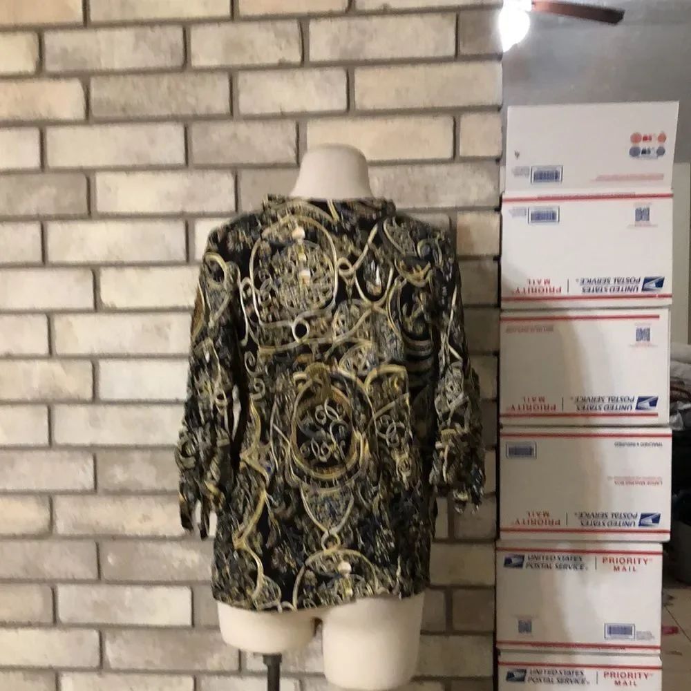 3for $20 blouse - Picture 2 of 3